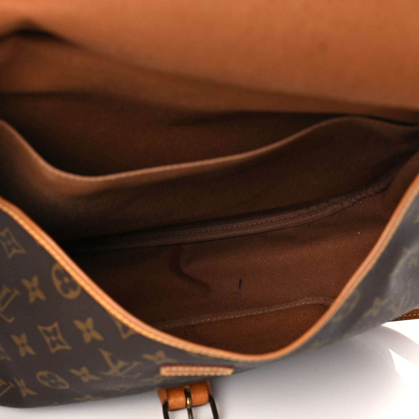 Monogram Saumur 35