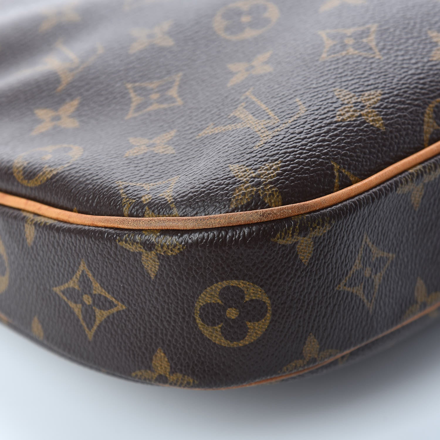 Louis Vuitton Monogram Odeon PM 13 of 20