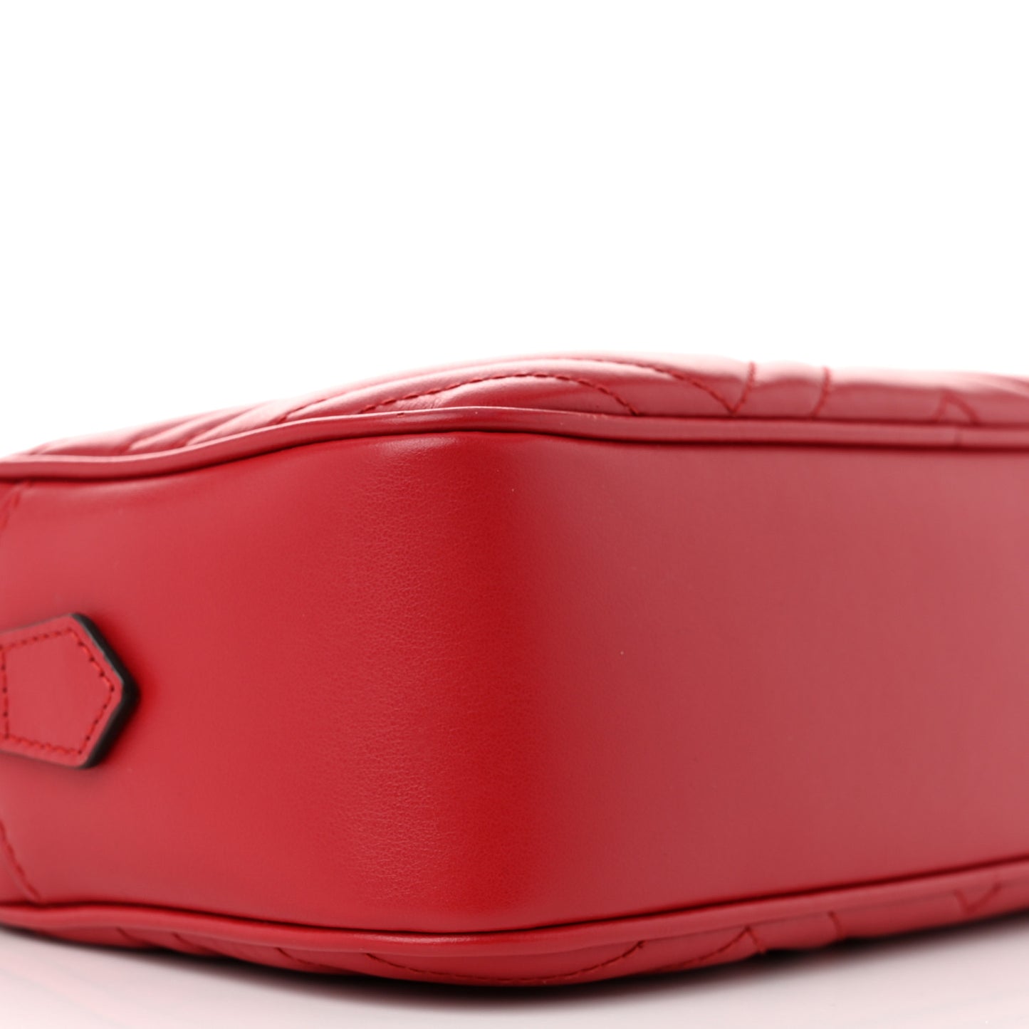 Calfskin Matelasse Small GG Marmont Chain Shoulder Bag Hibiscus Red