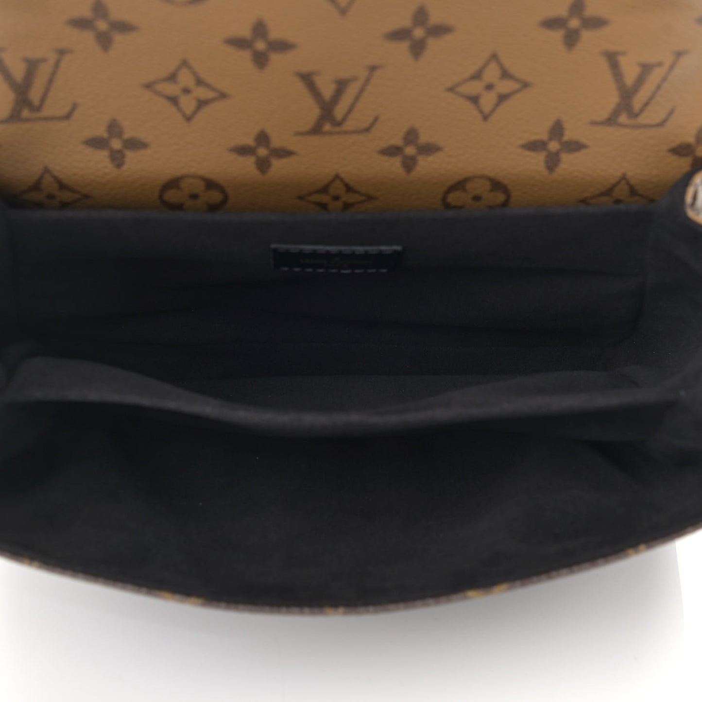 Reverse Monogram Pochette Metis
