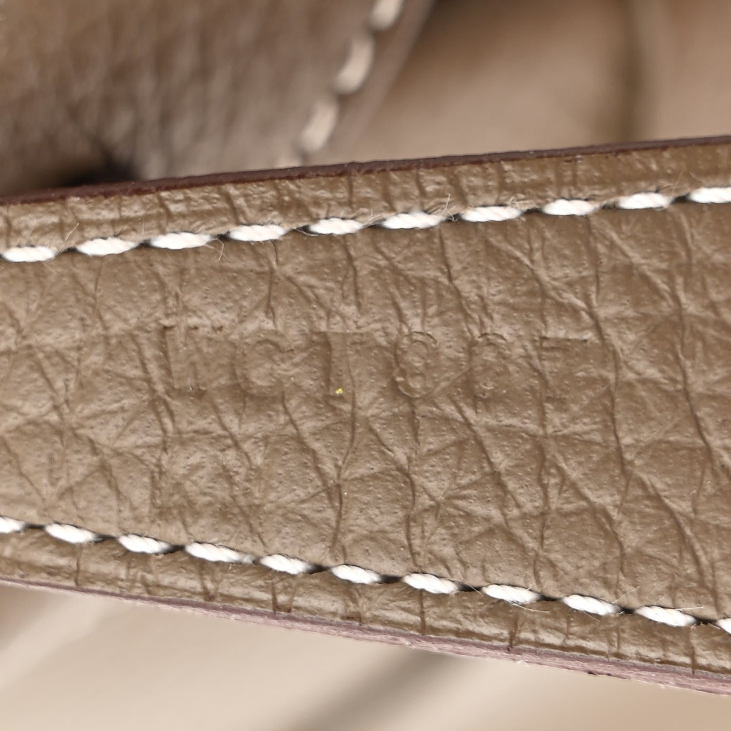 Hermes Taurillon Clemence Lindy 26 Etoupe 7 of 10