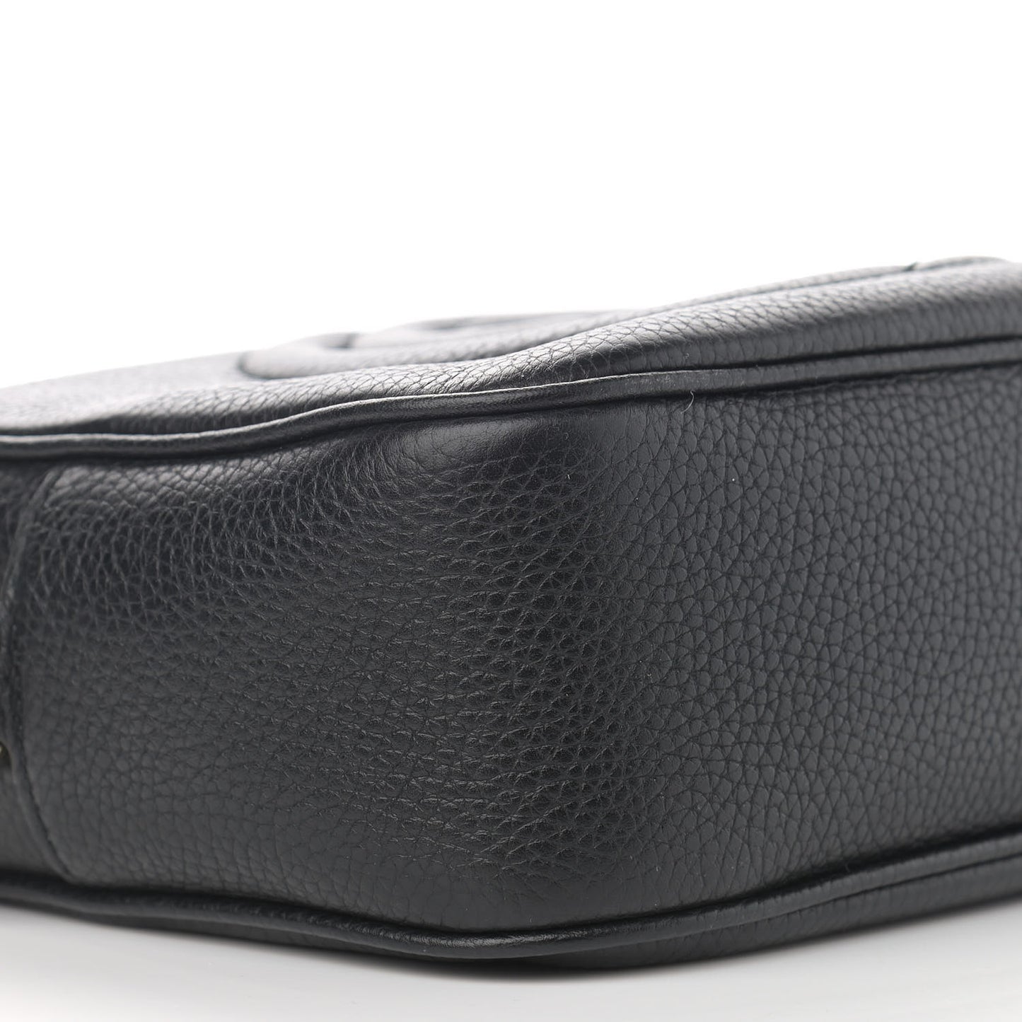 Pebbled Calfskin Small Soho Disco Bag Black