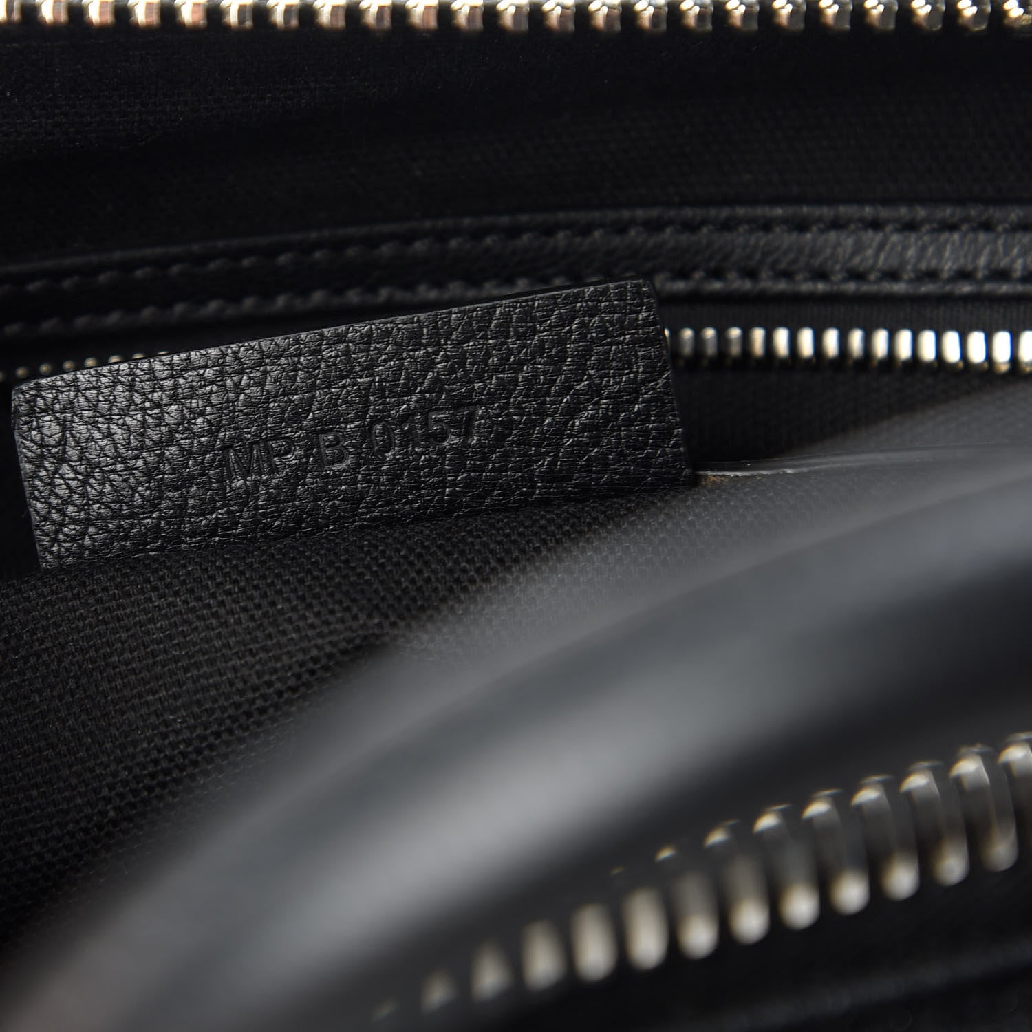Givenchy Sugar Goatskin Medium Antigona Black 9 of 10