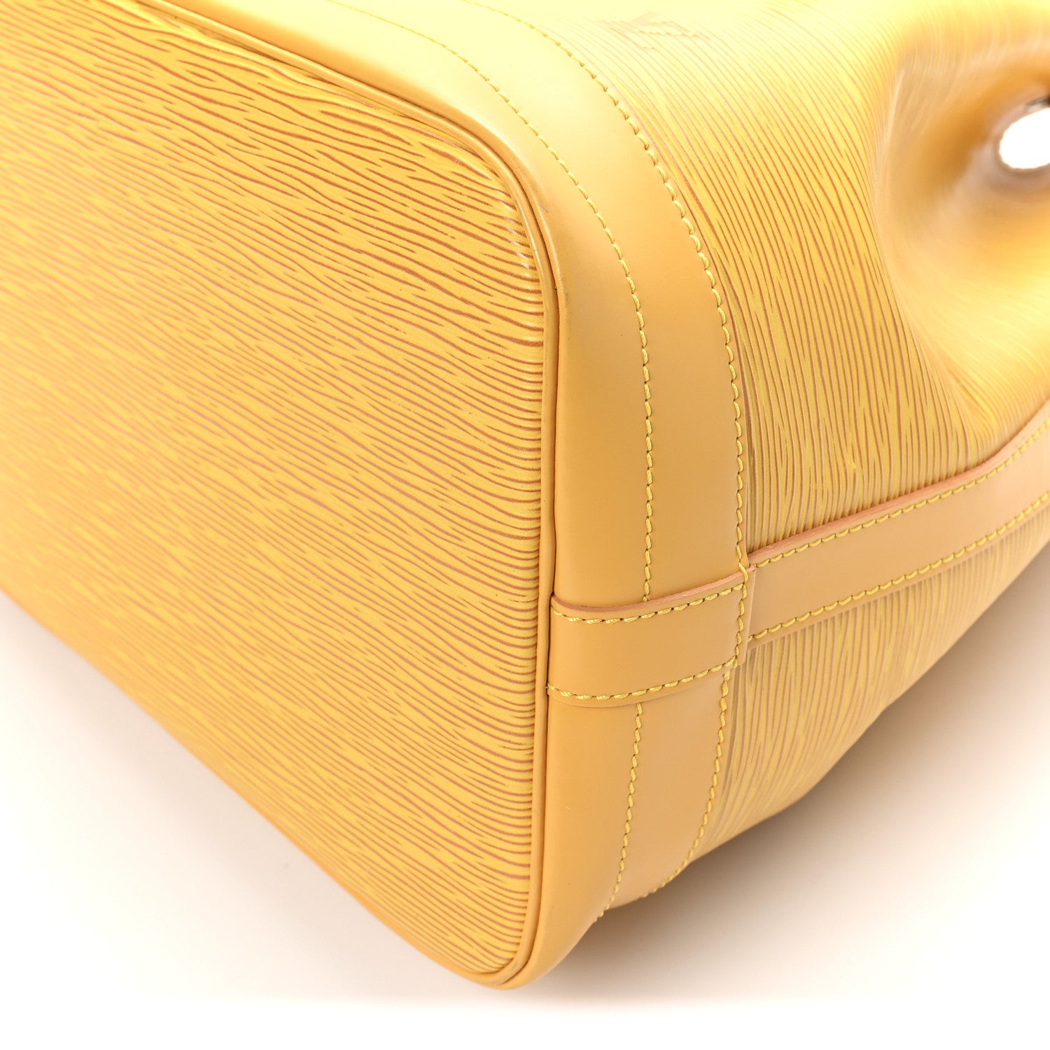 Louis Vuitton Epi Noe Tassil 8 of 10