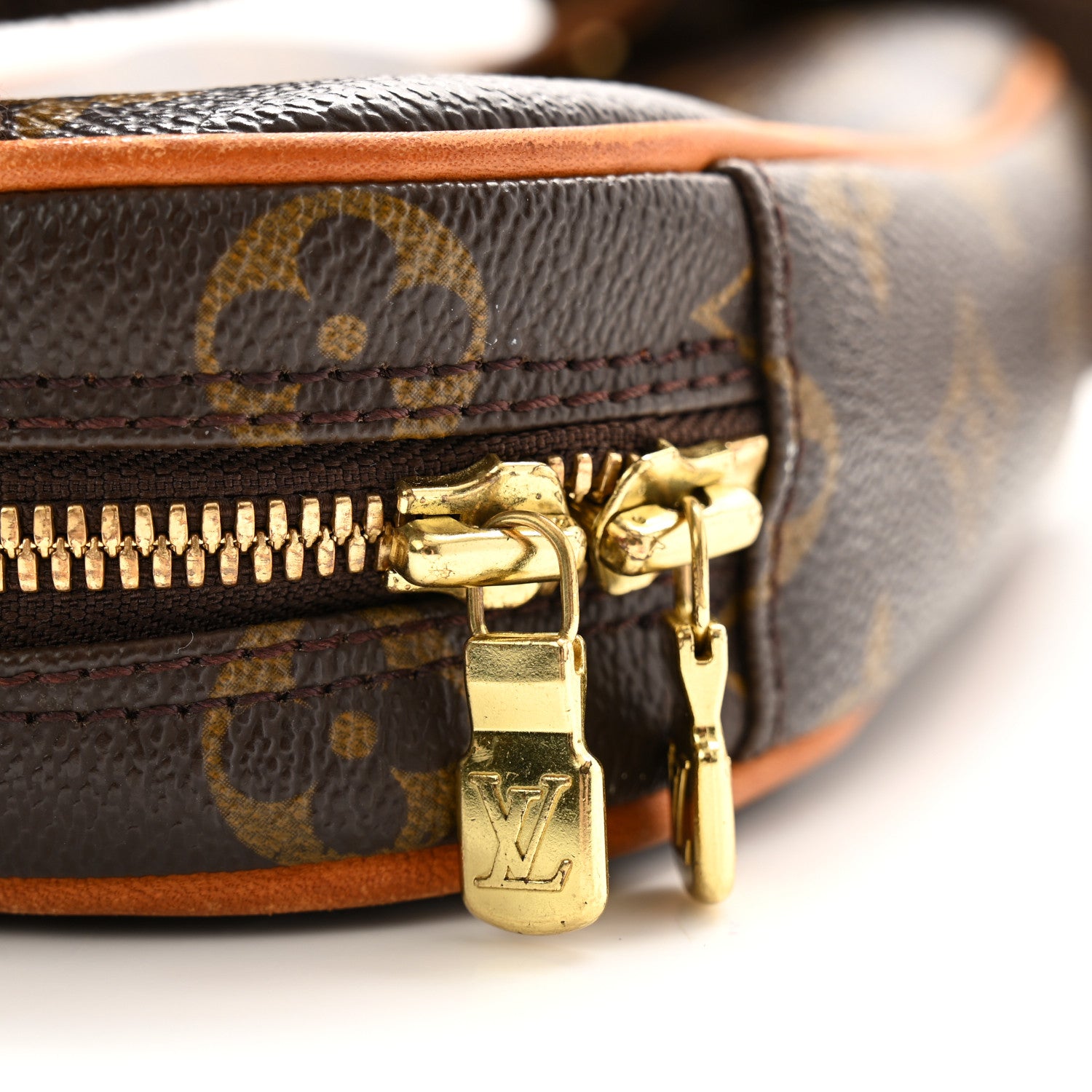 Louis Vuitton Monogram Pochette Gange 12 of 12