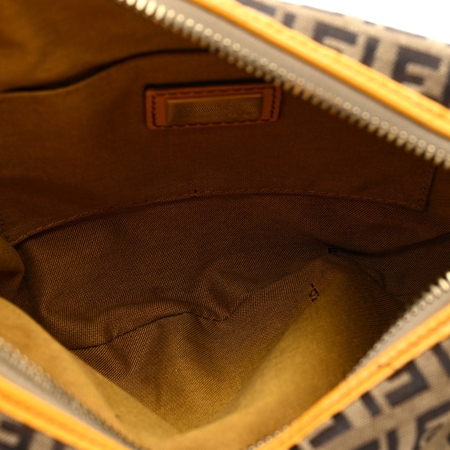 Zucchino Cuoio Chef Pocket Shoulder Bag Yellow