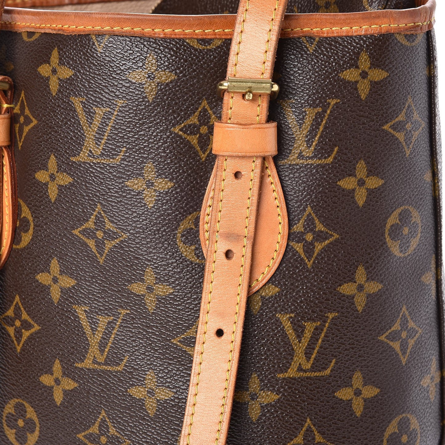 Monogram Petit Bucket 23