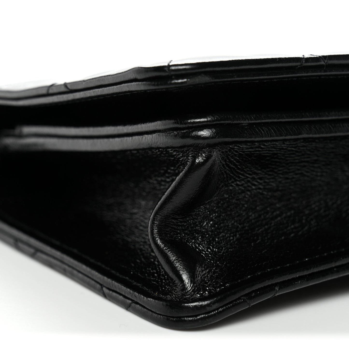 Shiny Lambskin Flap Clutch With Chain So Black