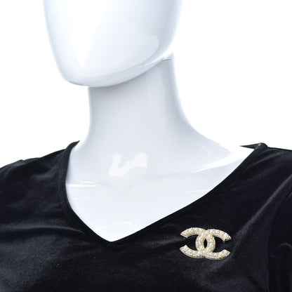 Chanel Pearl Crystal CC Brooch Gold 2 of 4