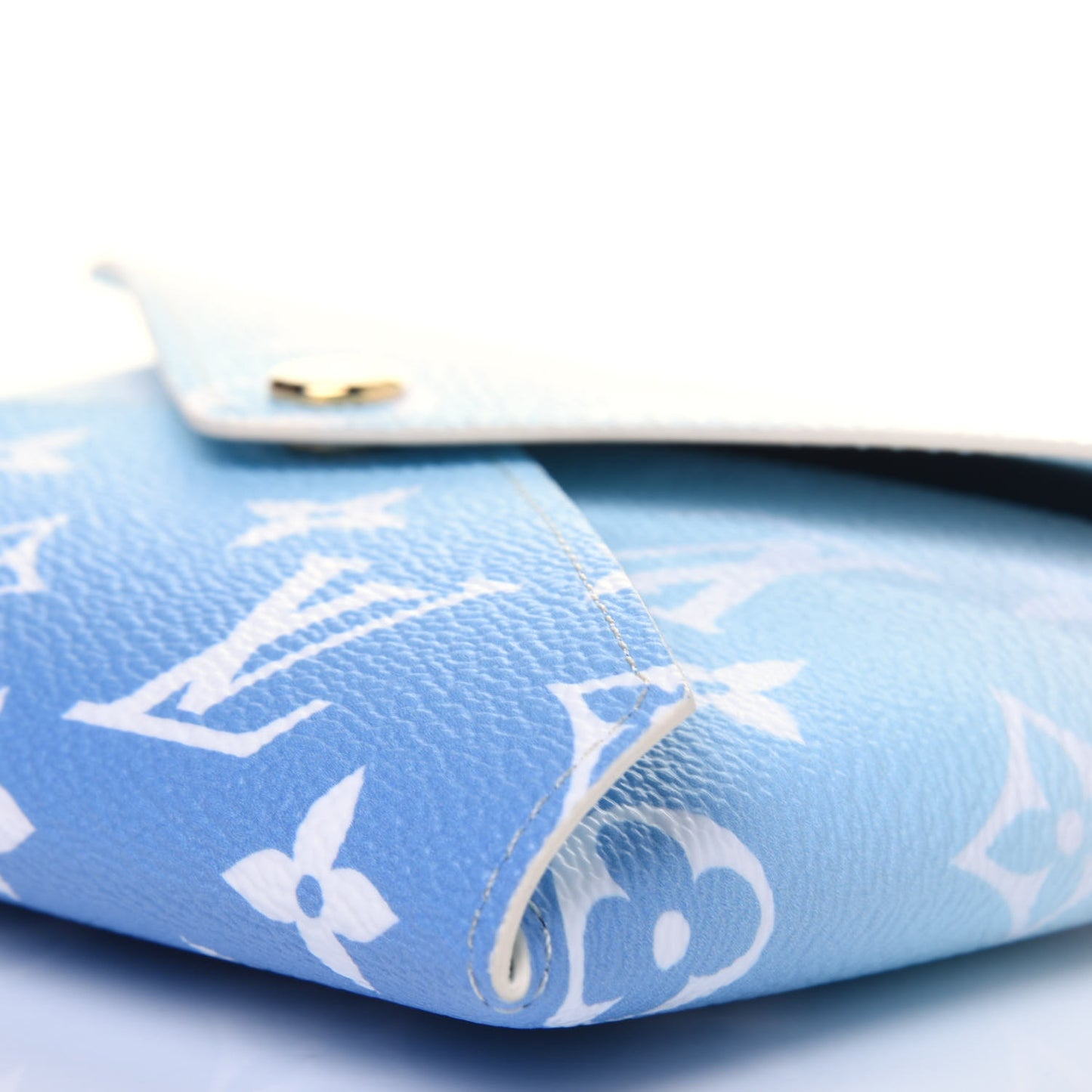 Monogram Giant By The Pool Medium Kirigami Pochette Insert Blue