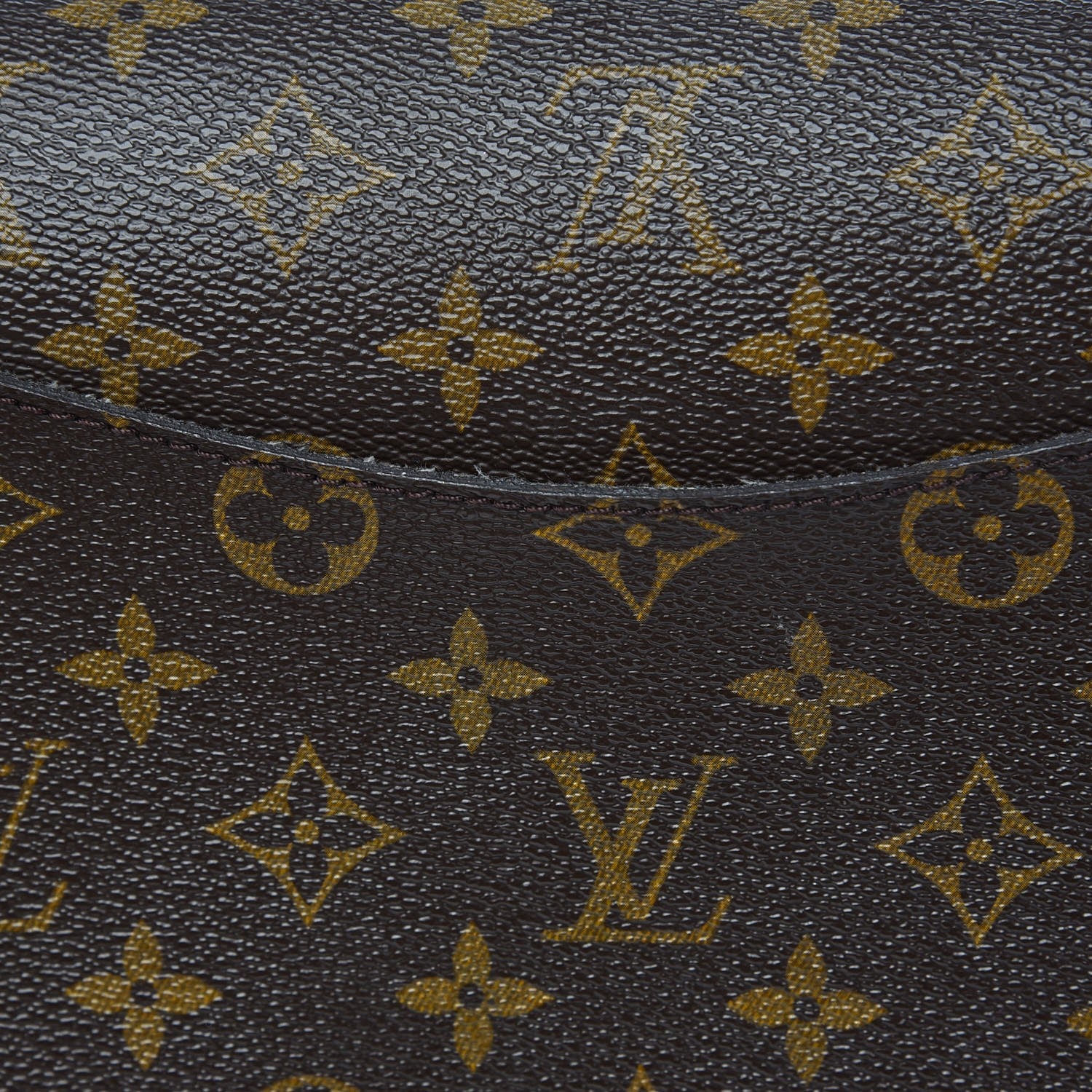 Louis Vuitton Monogram Saint Cloud GM 9 of 12