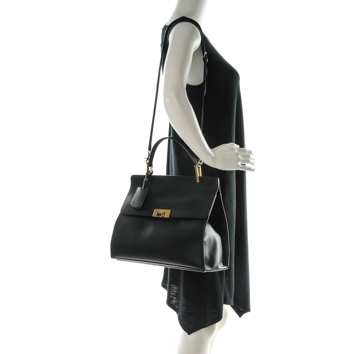 Smooth Calfskin Le Dix M Cartable Shoulder Bag Black
