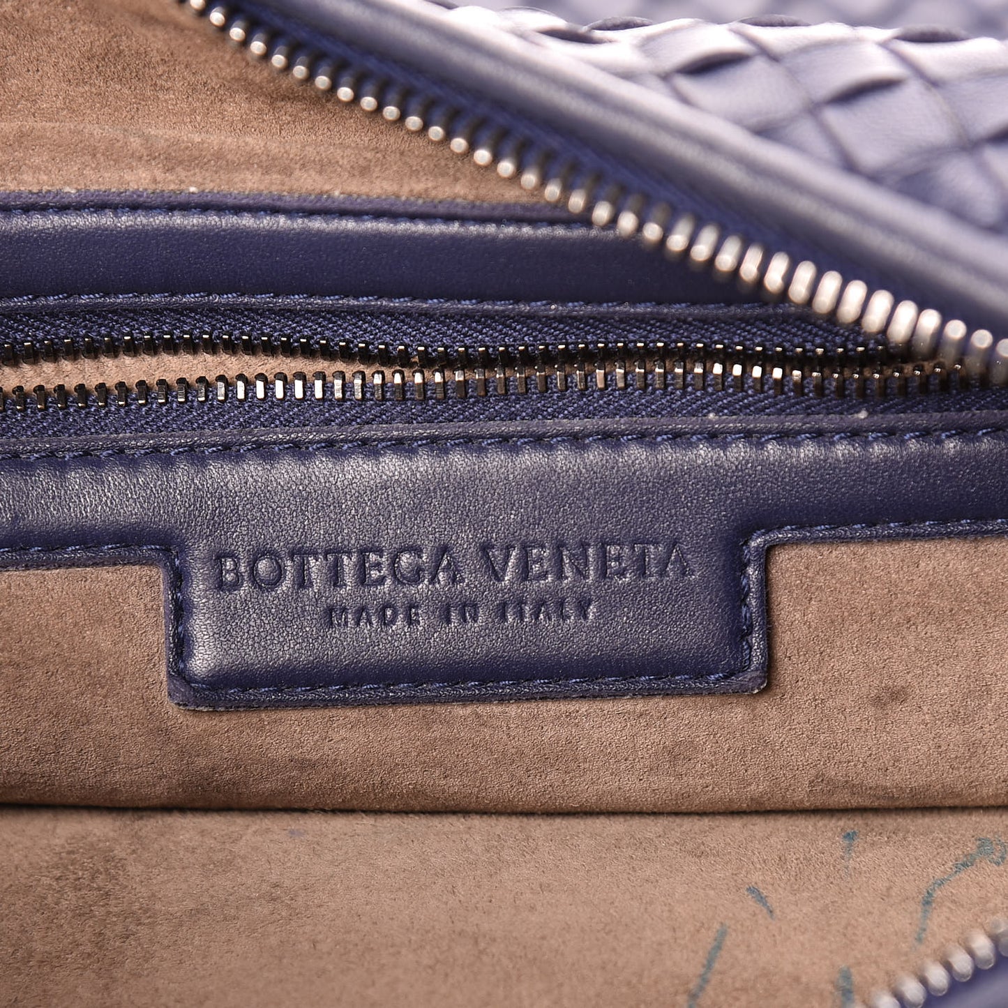 Nappa Intrecciato Large Veneta Hobo Atlantic