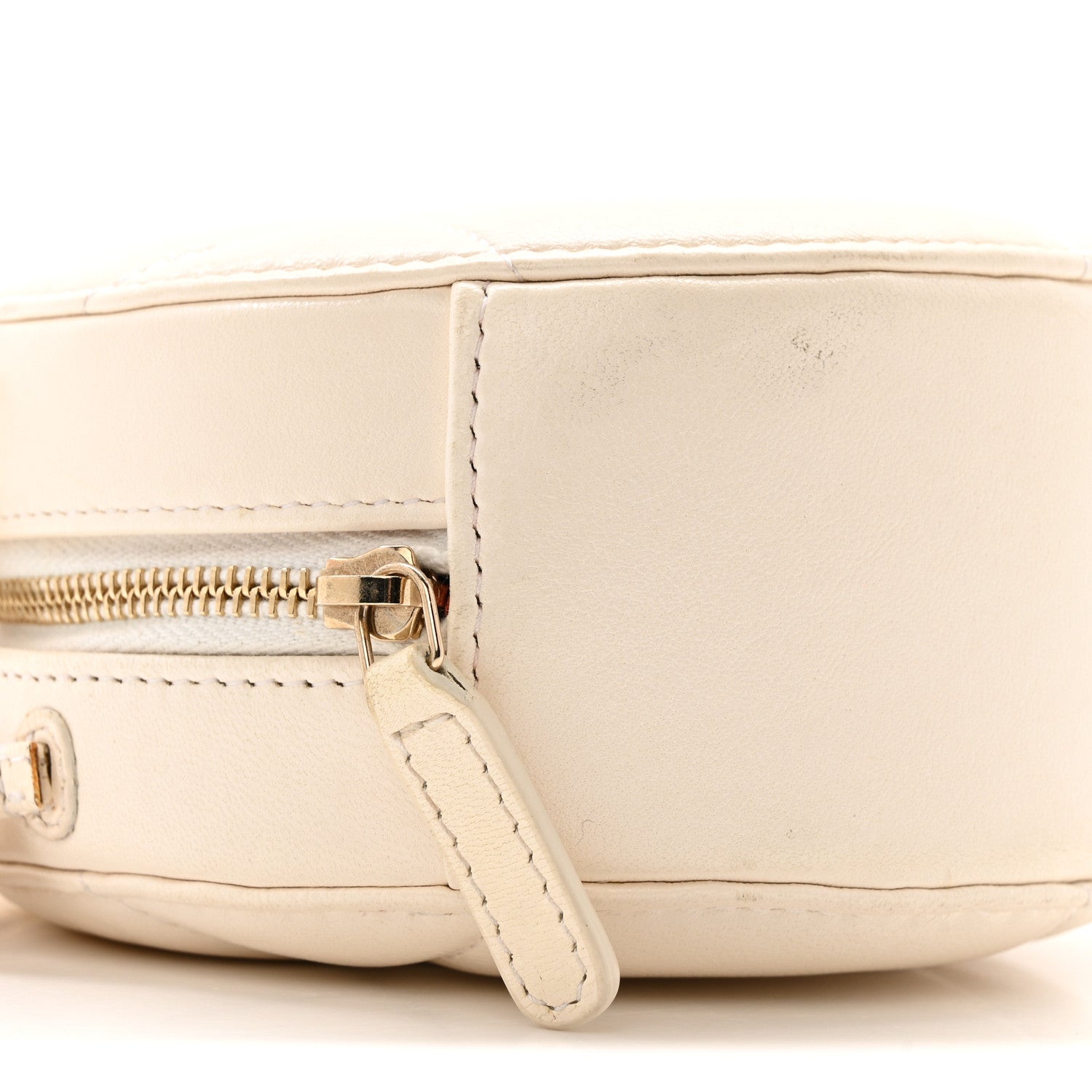 Chanel Lambskin Quilted Chanel 19 Round Clutch With Chain White 9 of 13