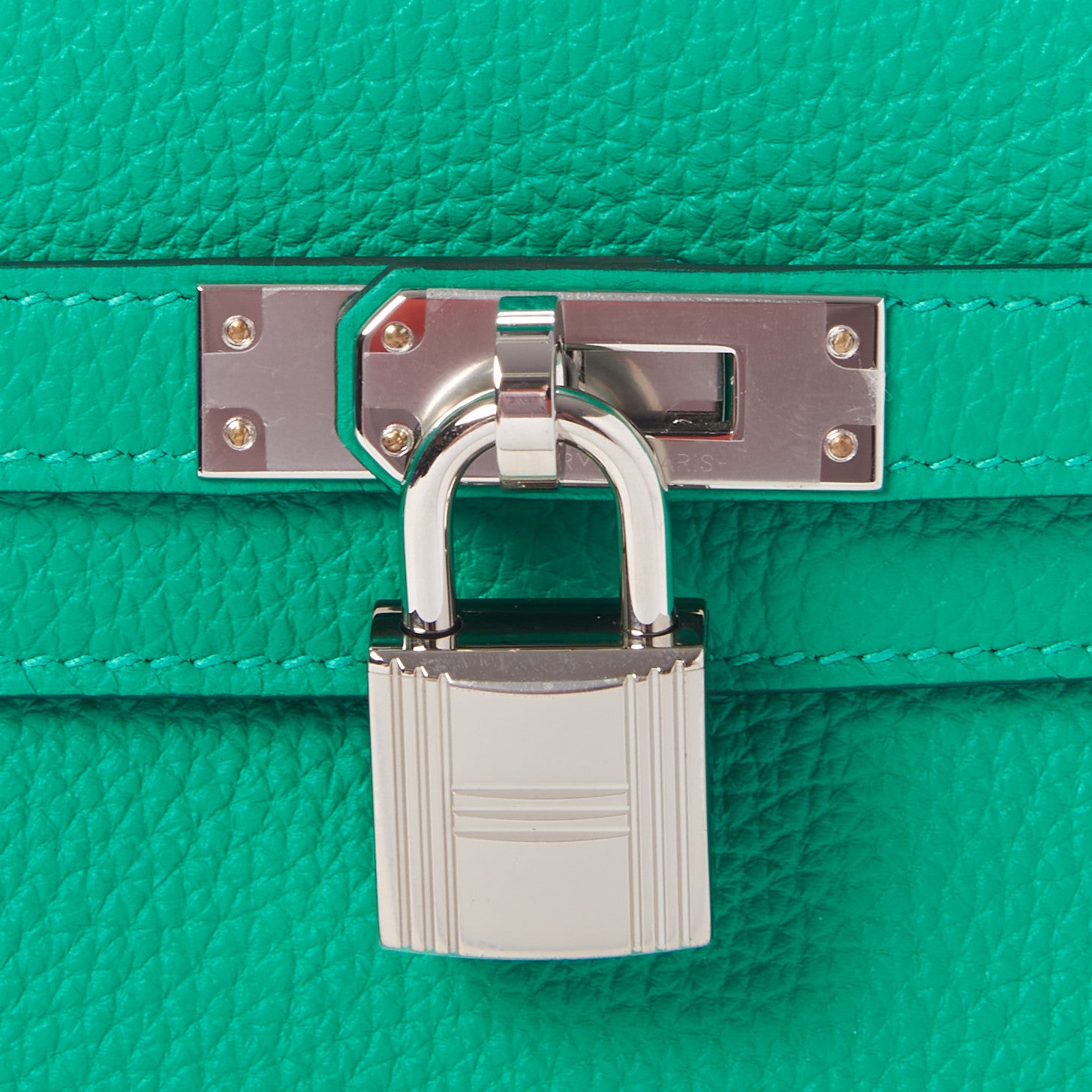 Hermes Togo Kelly Retourne 25 Menthe 13 of 35