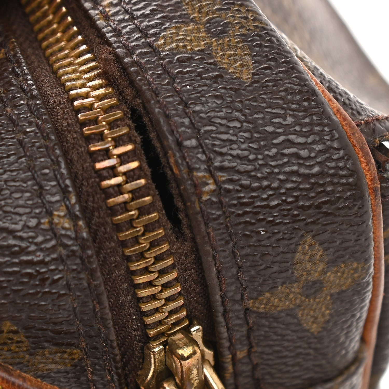 Louis Vuitton Monogram Jeune Fille 21 of 26