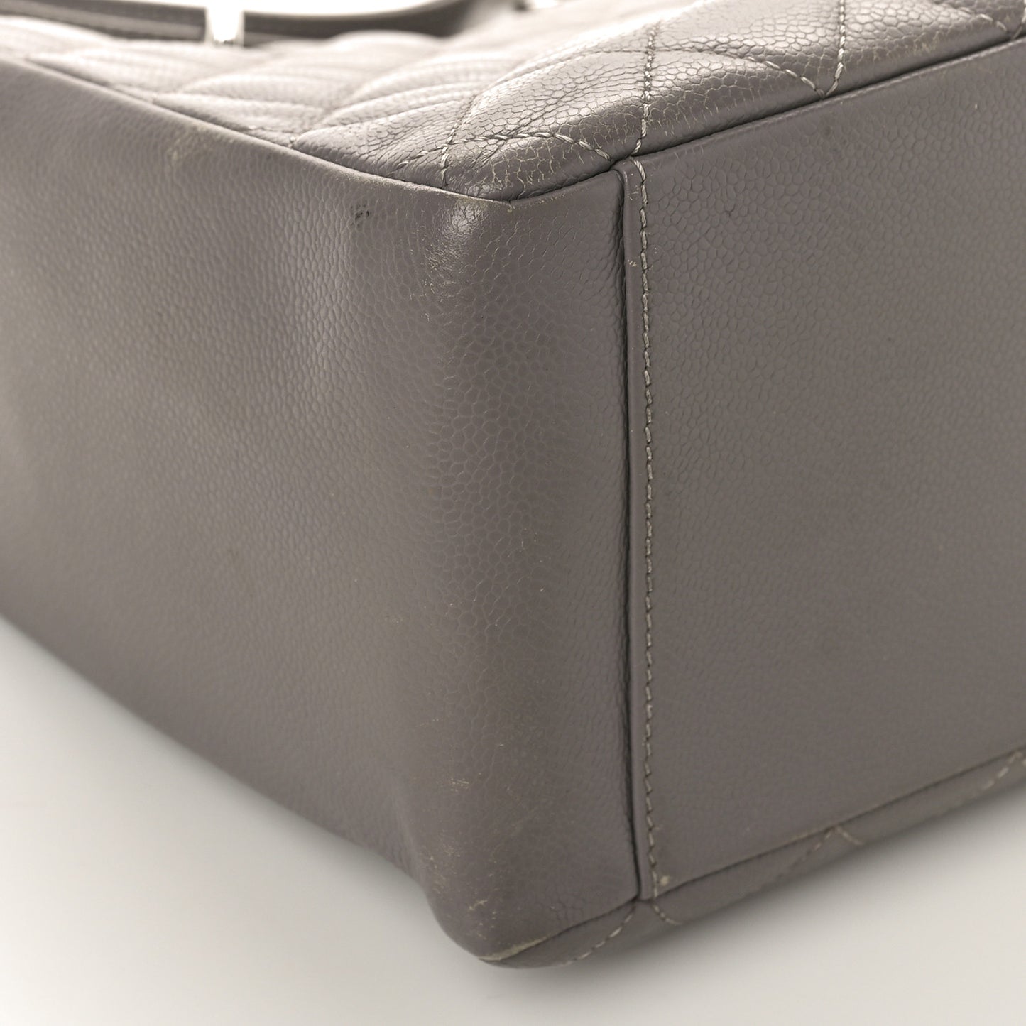 Caviar Quilted Grand Shopping Tote GST Light Grey