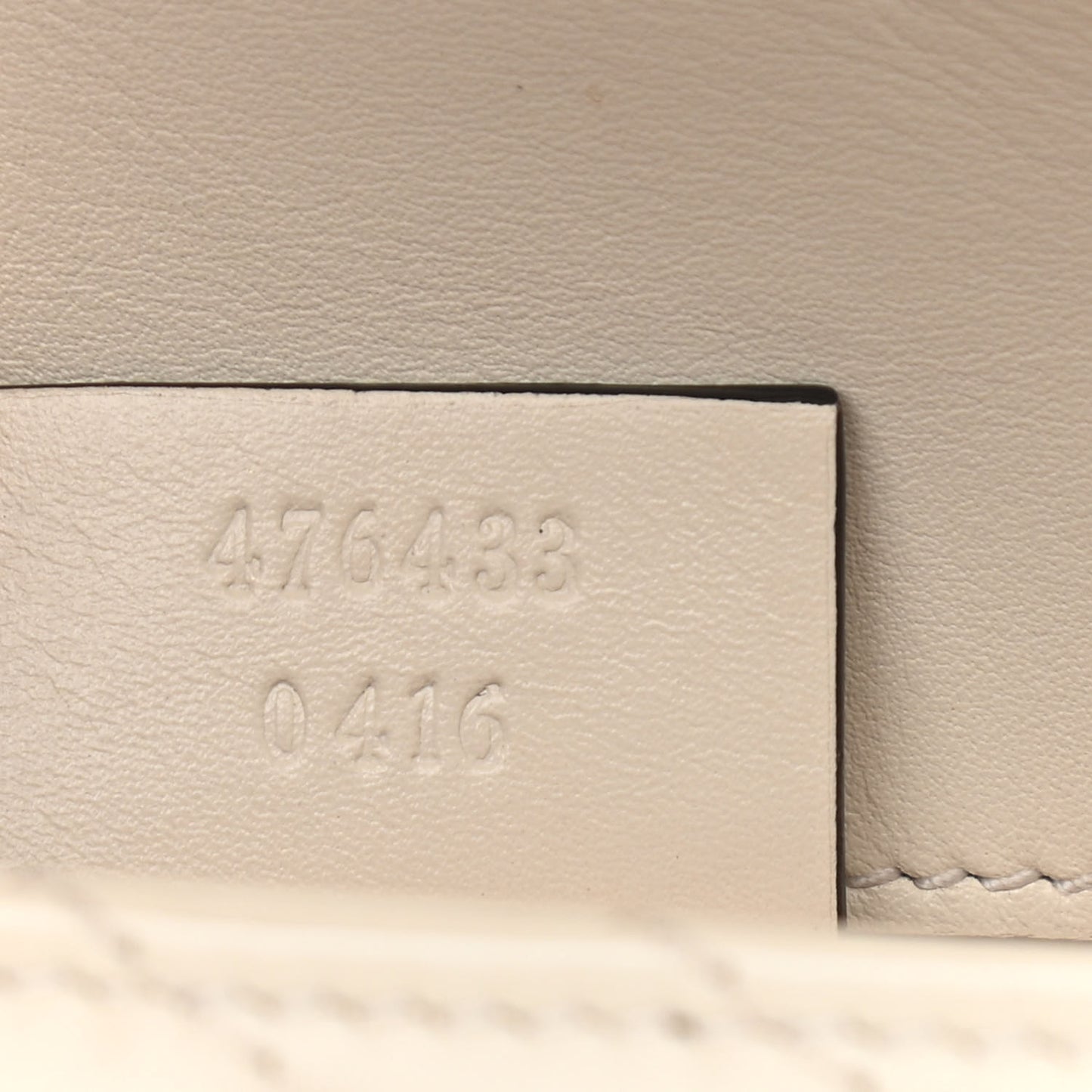 Calfskin Matelasse Super Mini GG Marmont Shoulder Bag White