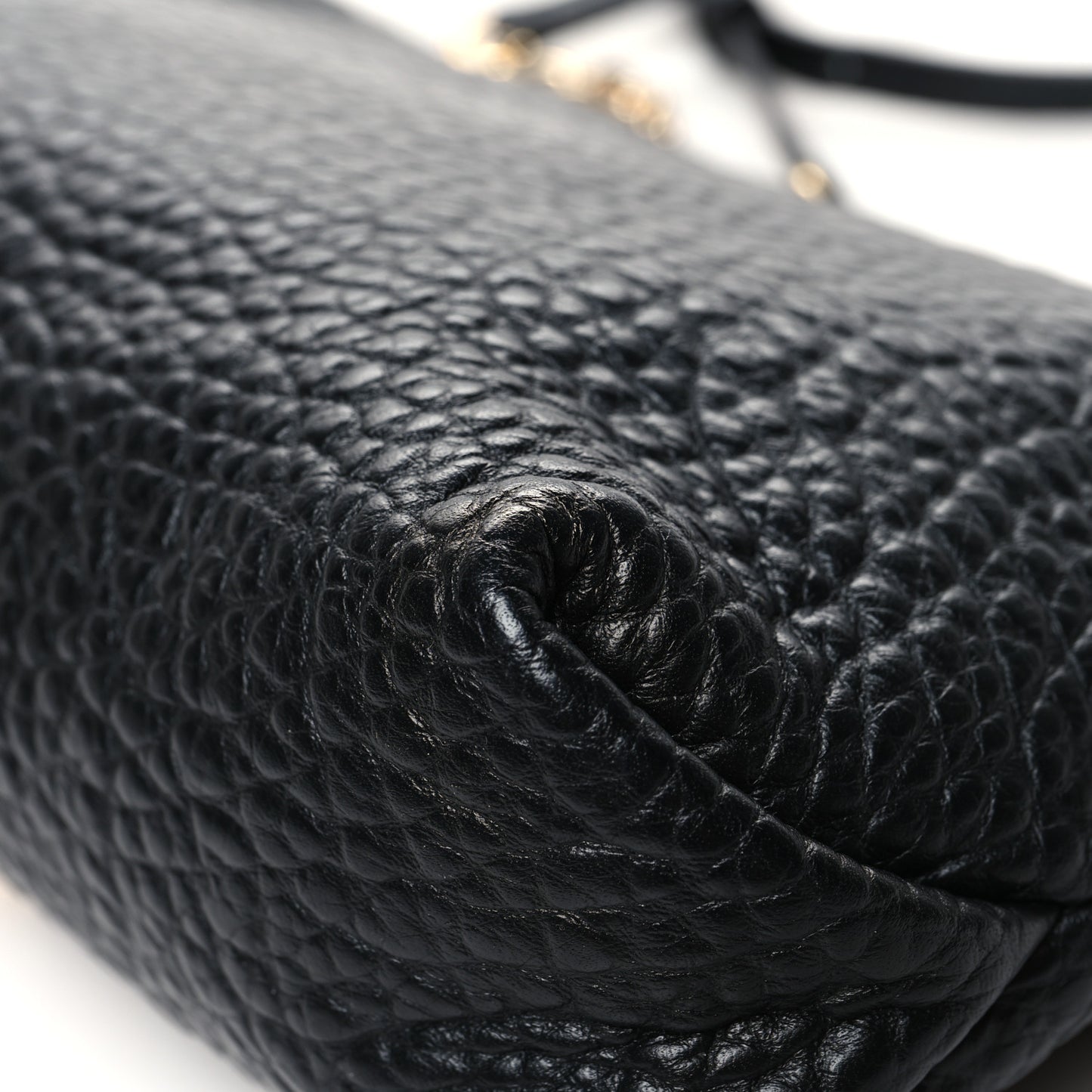 Signature Grain Medium Mildenhall Crossbody Bag Black