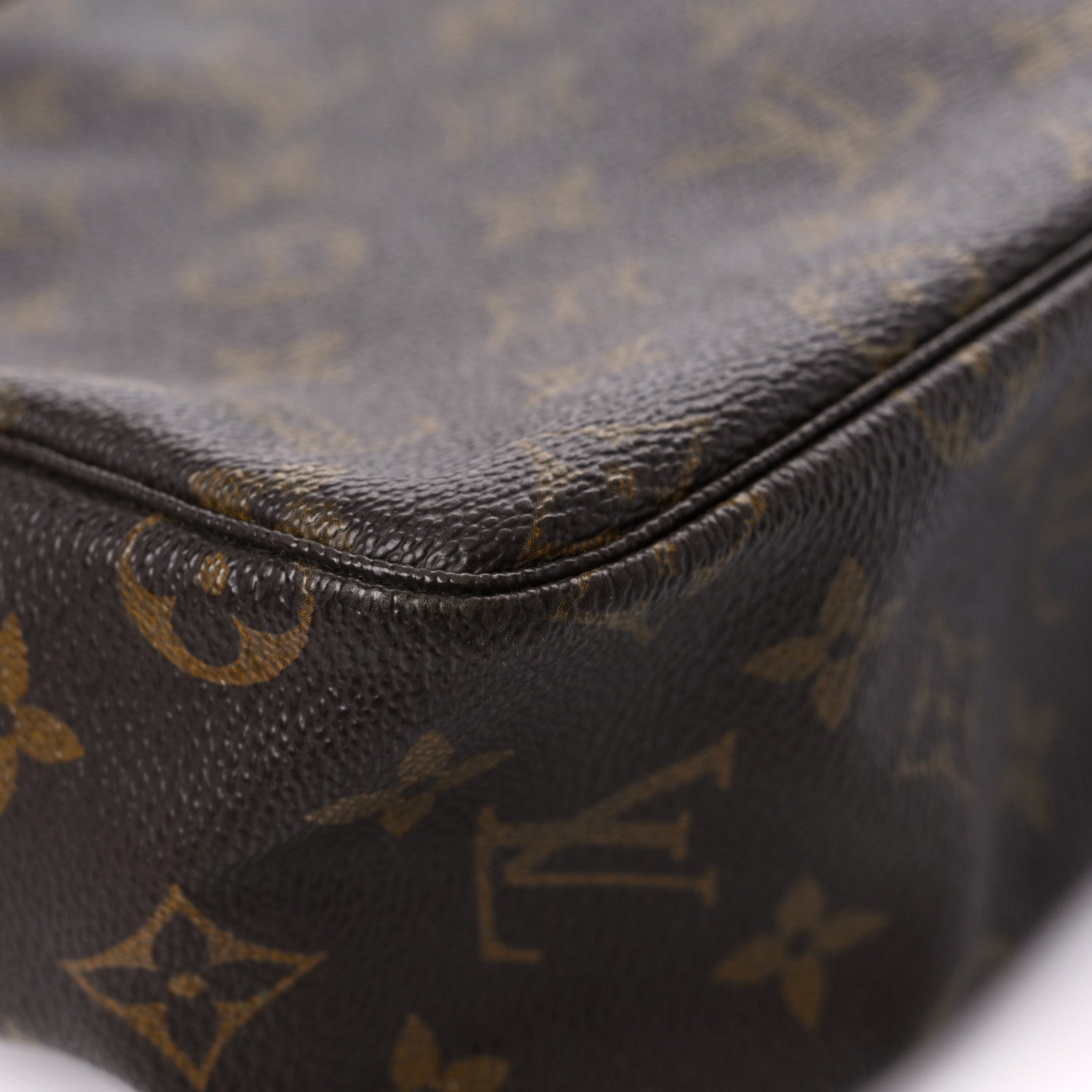 Louis Vuitton Monogram Trousse Toilette 28 8 of 14