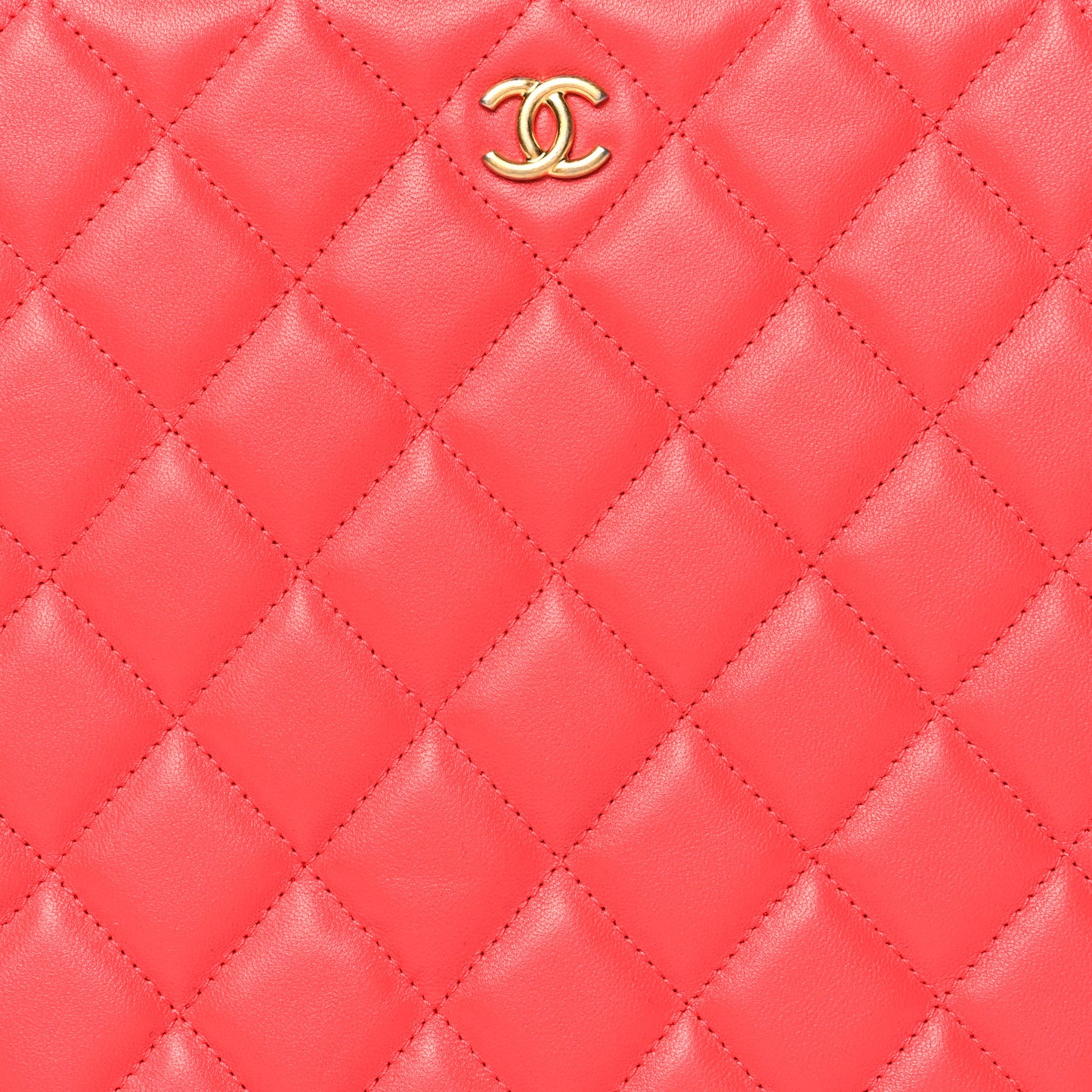 Lambskin Quilted Medium Cosmetic Case Pink