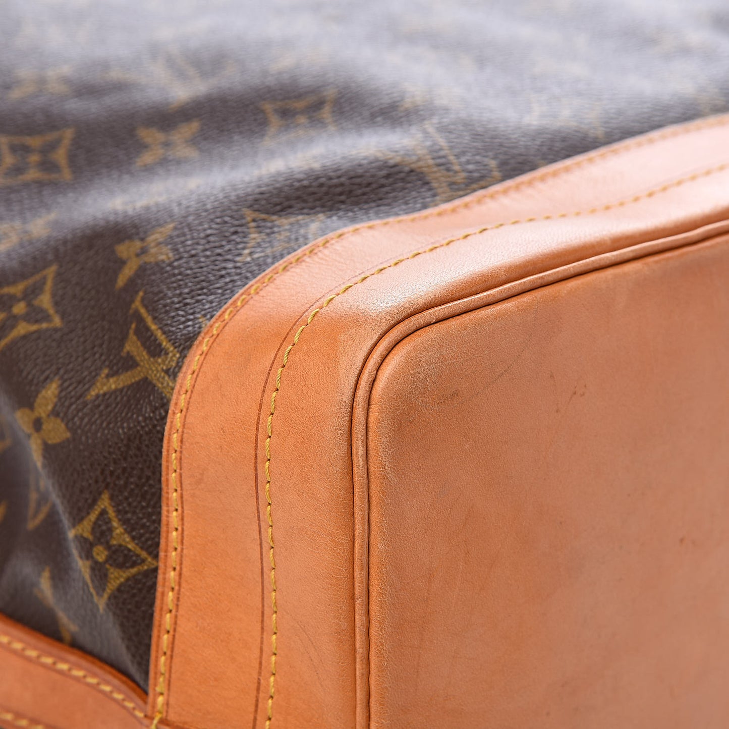 Monogram Noe