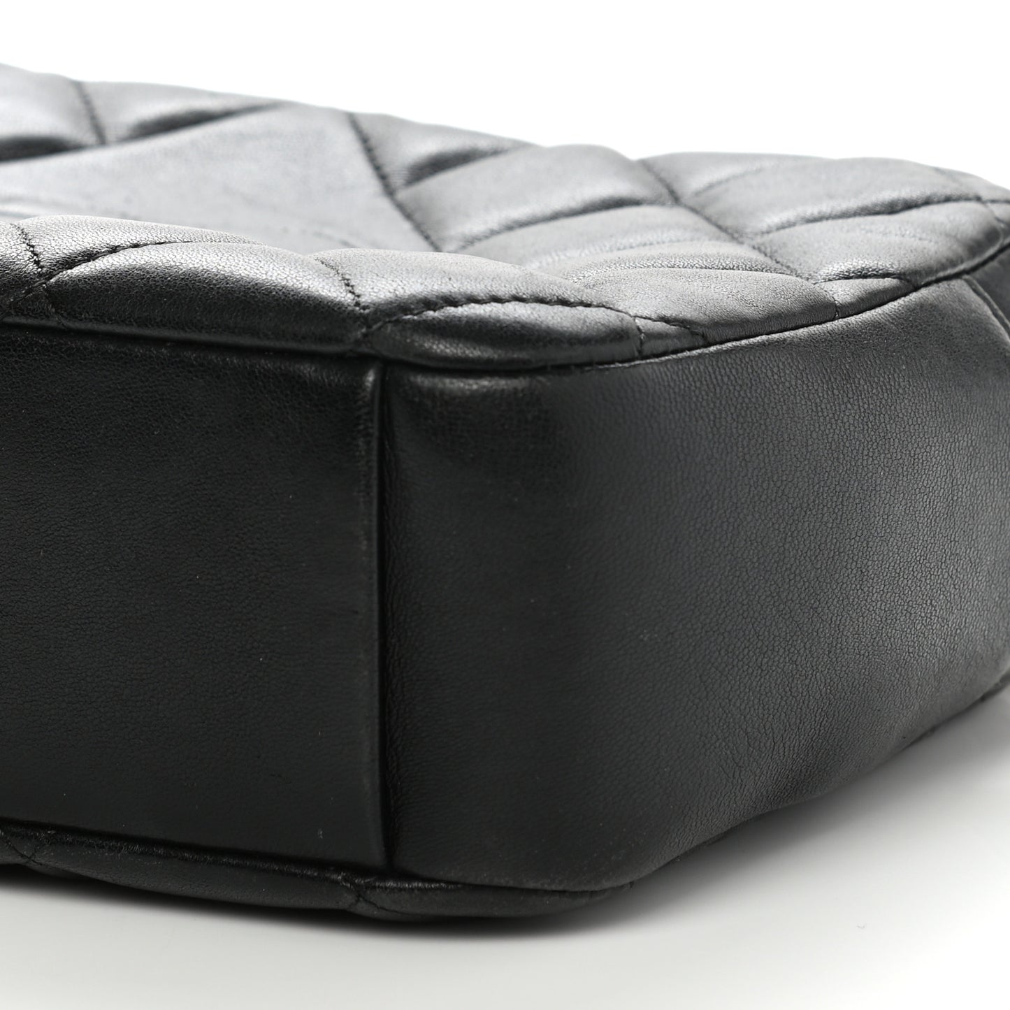 Lambskin Quilted Small Diamond CC Camera Case Black