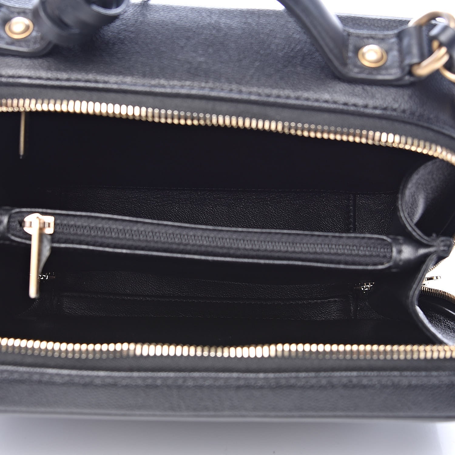 Chanel Caviar Quilted Medium CC Filigree Vanity Case Black 5 of 13