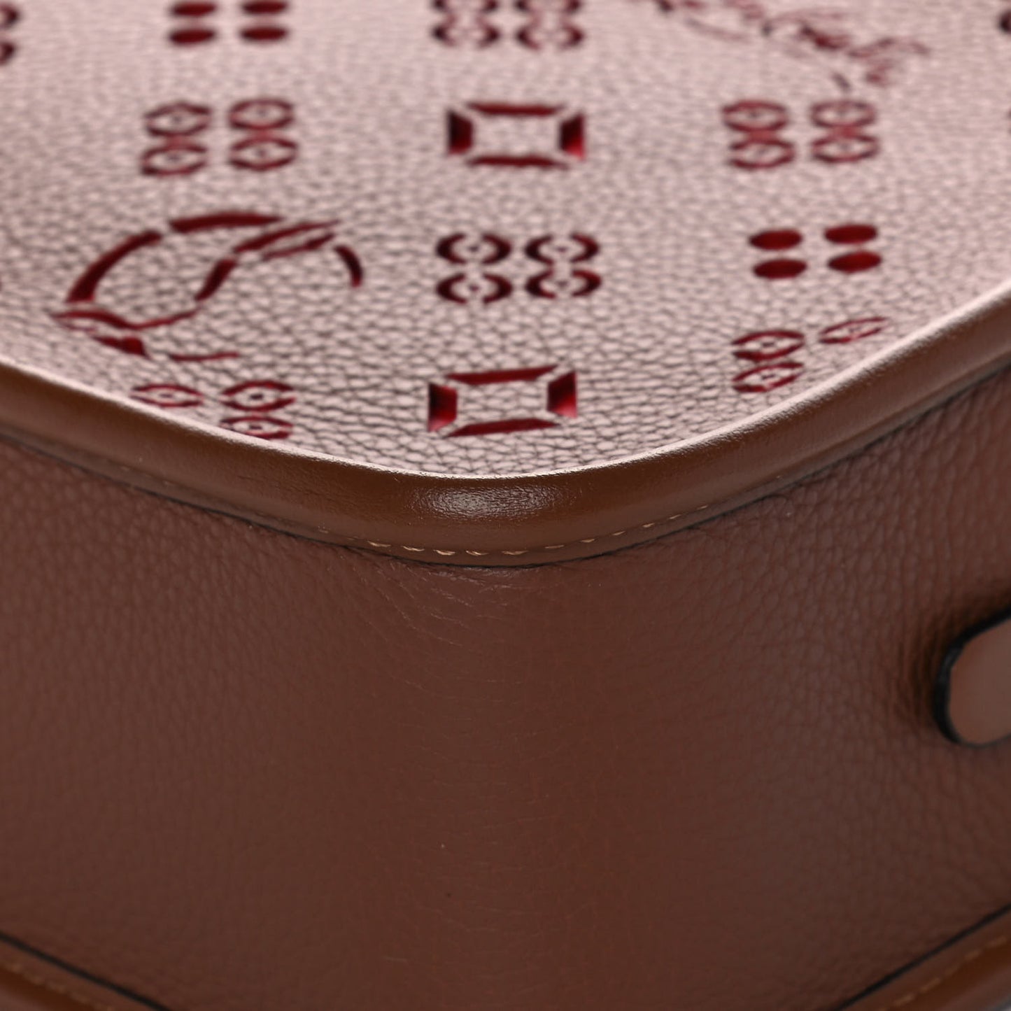 Calfskin Small Radioloubi Biscotto Loubi