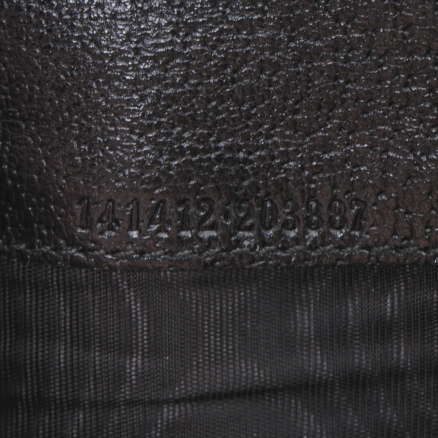 Gucci Monogram Canvas D Ring Wallet Black 9 of 9