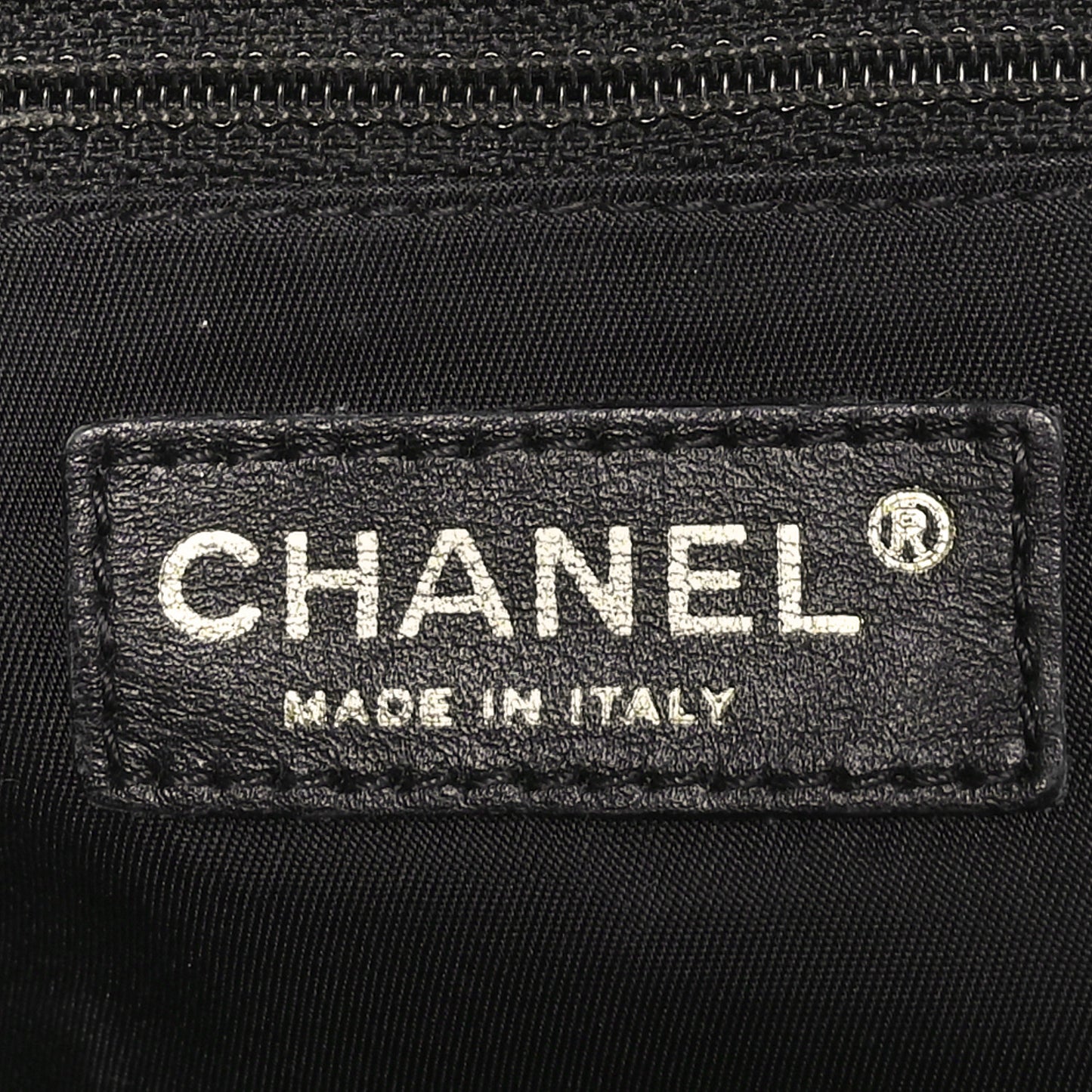 Nylon Medium Travel Tote Black