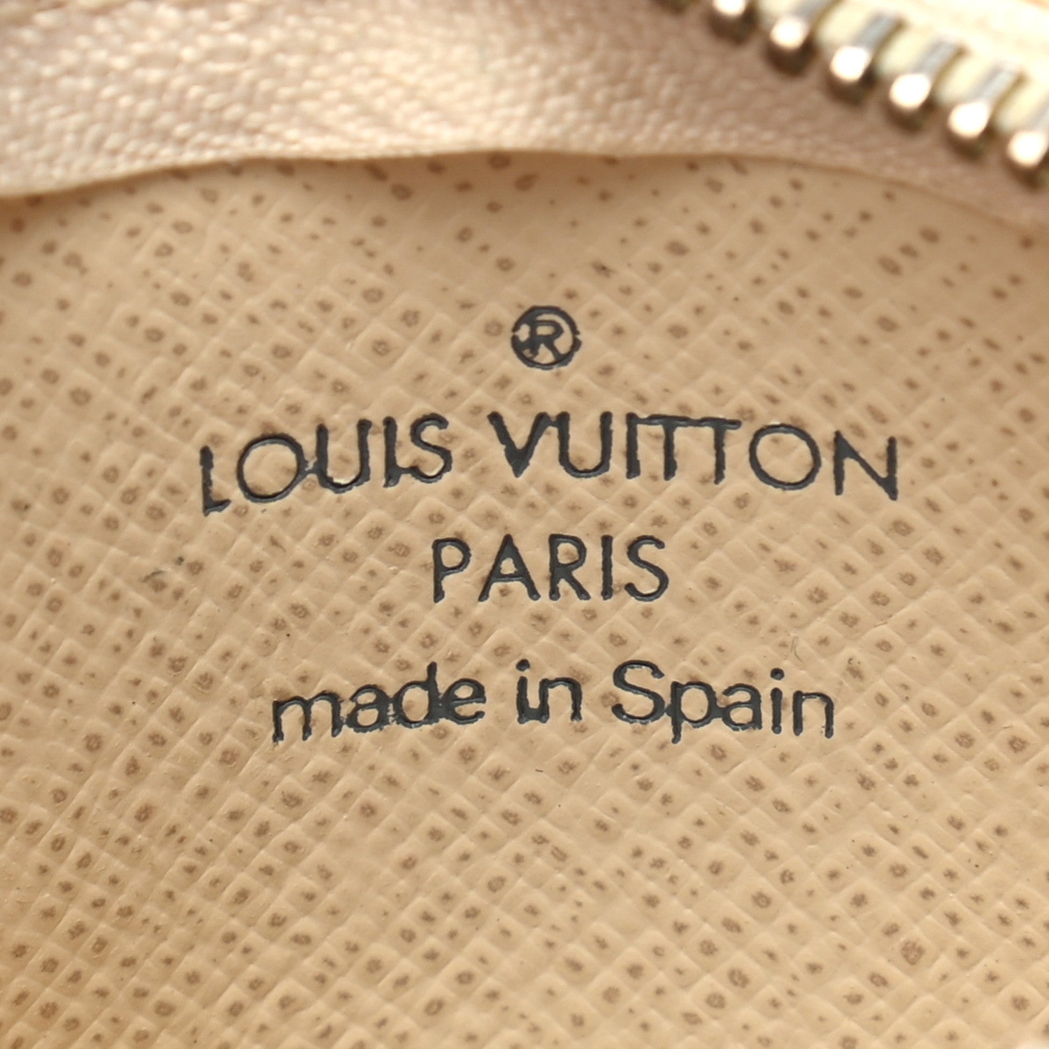 Louis Vuitton Damier Azur Key Pouch 6 of 7