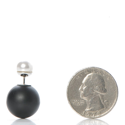 Christian Dior Mise En Dior Tribal Earrings Matte Black Pearl 2 of 5