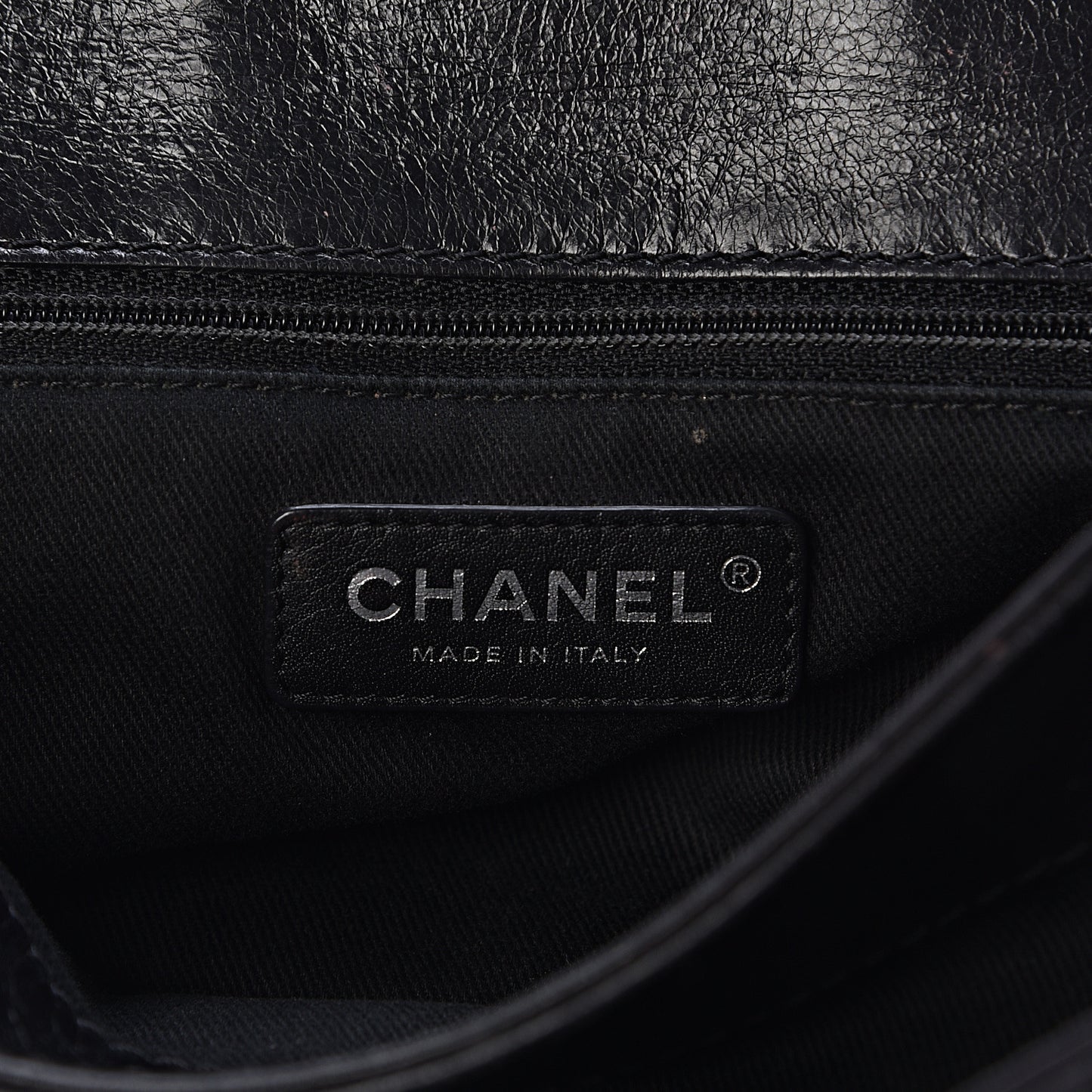 Glazed Calfskin Quilted Large Lady Pearly Flap Black