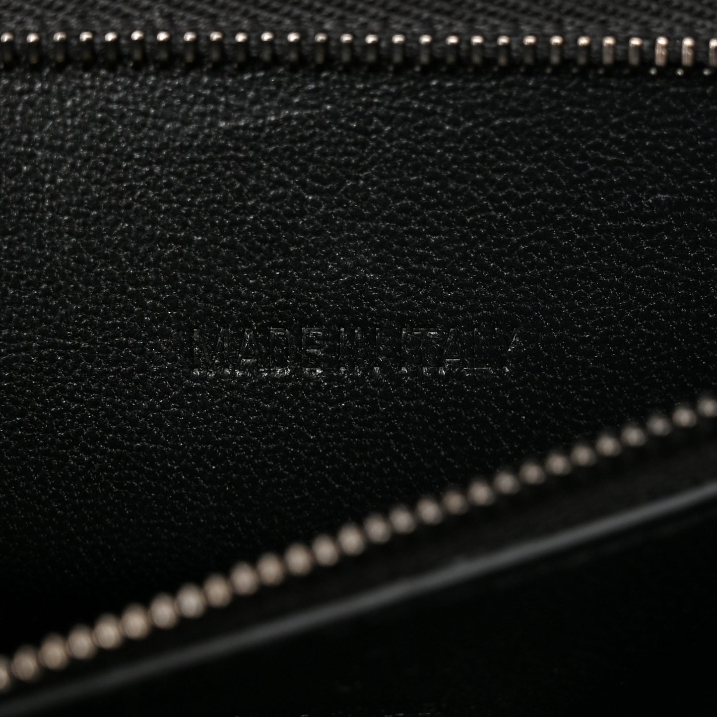 Shiny Calfskin Monochrome Crocodile Embossed Small Hourglass Top Handle Bag Black