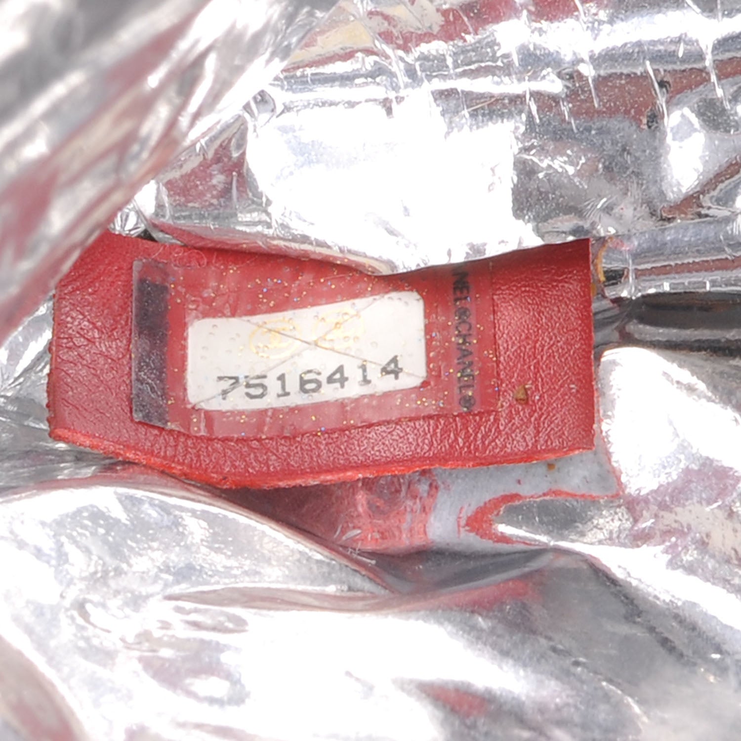 Chanel N°5 Foil Quilted Pochette 7 of 7