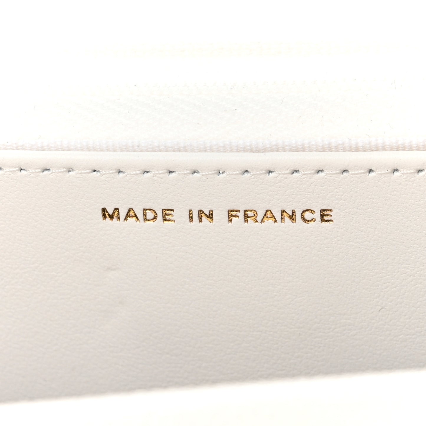 Caviar Quilted Wallet On Chain WOC White