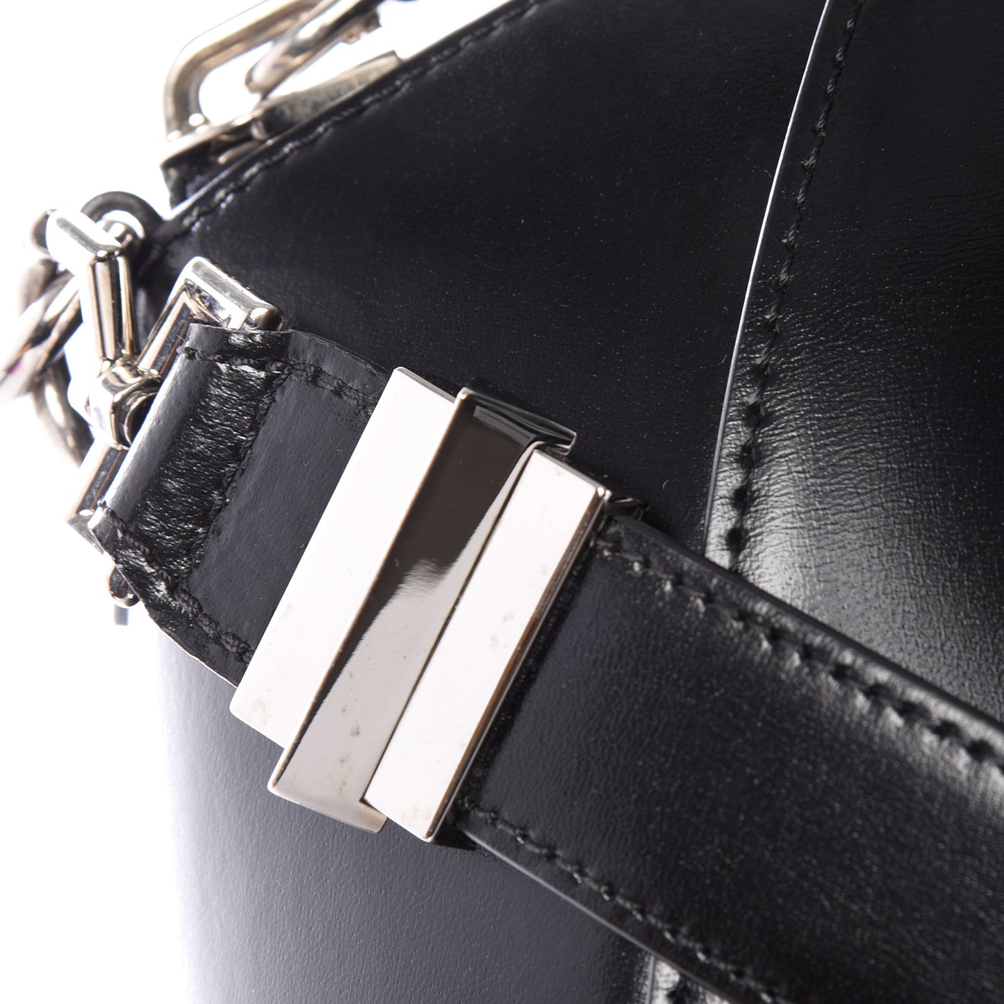 Shiny Lord Calfskin Medium Antigona Black