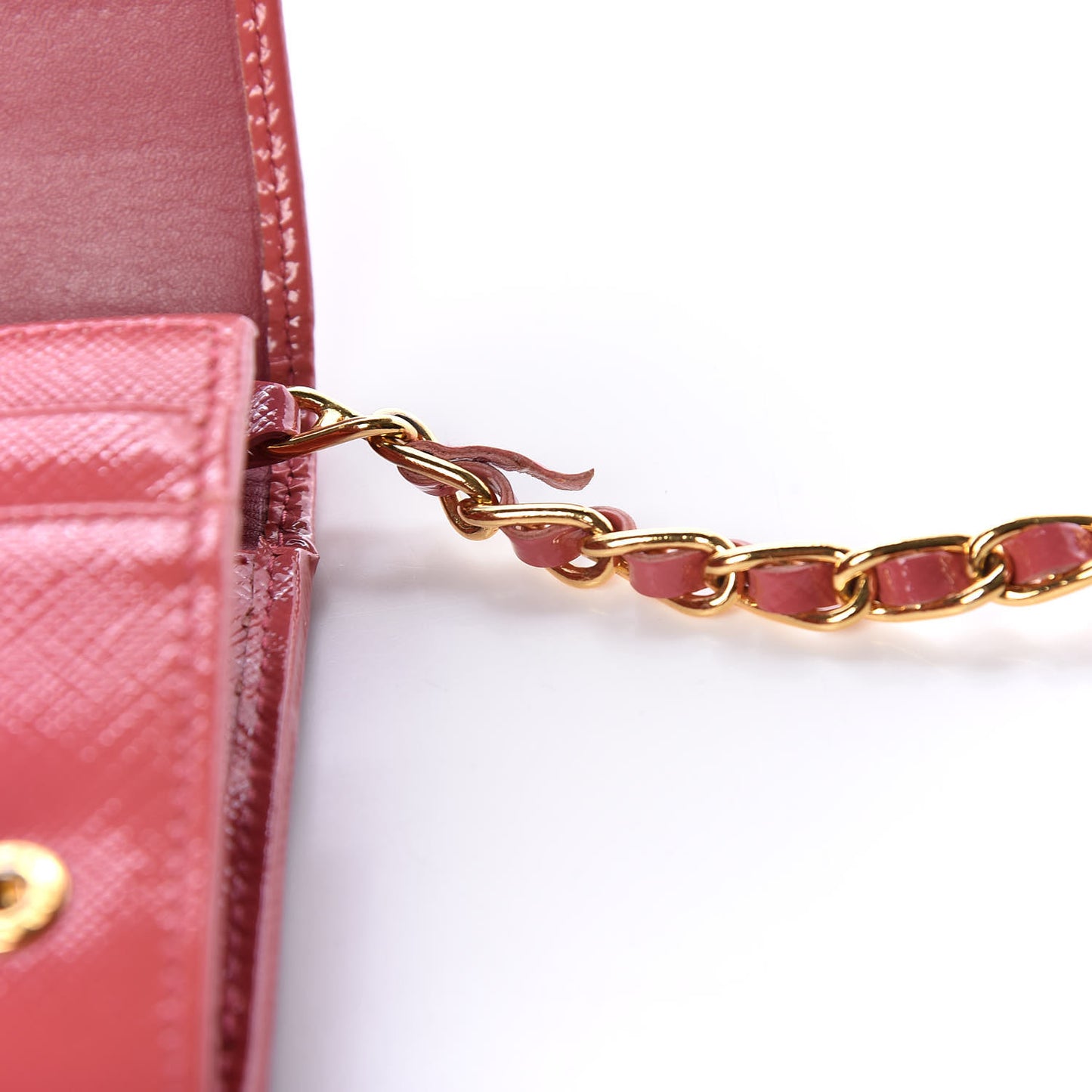 Saffiano Vernice Metal Oro Chain Wallet
