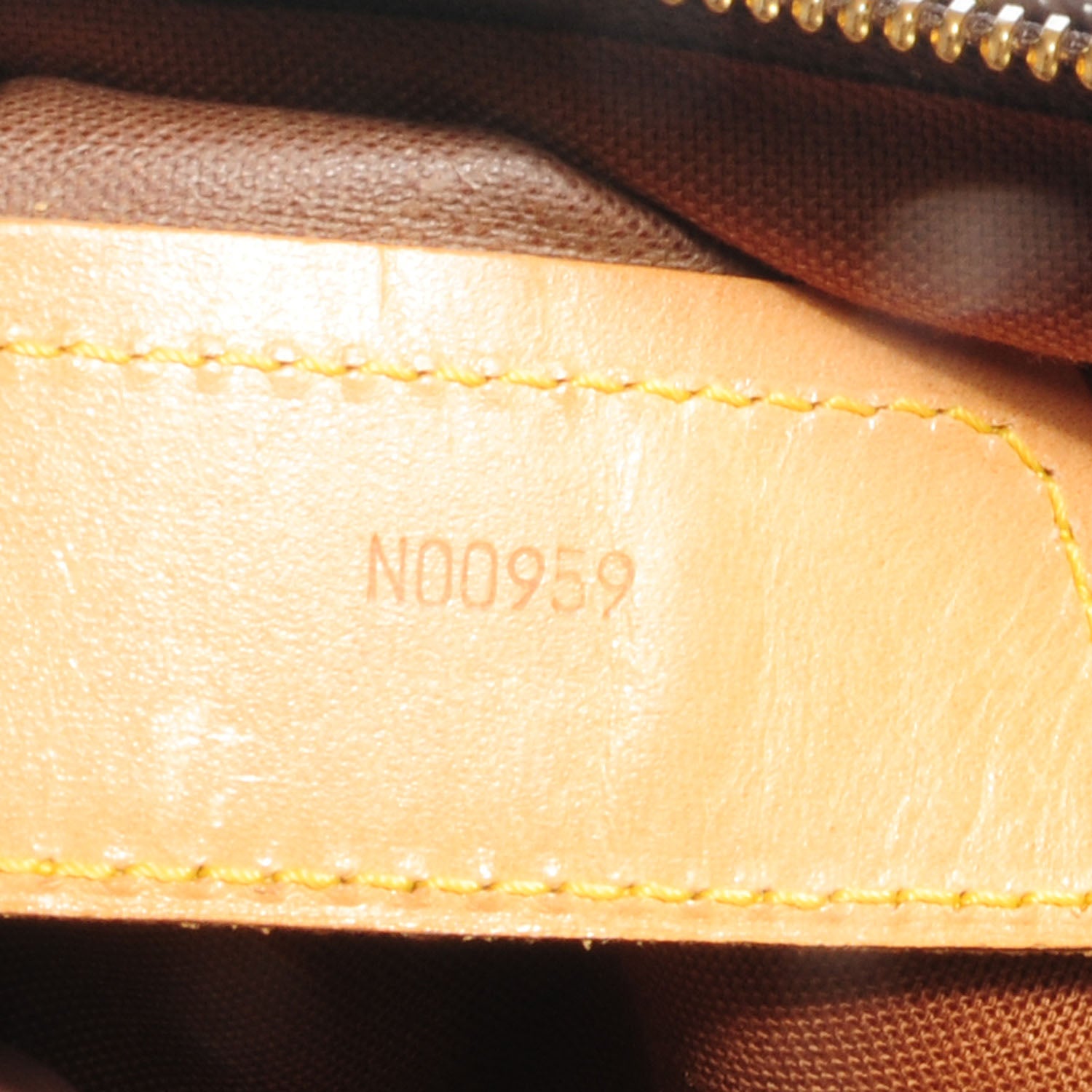 Louis Vuitton Monogram Sac Flanerie 50 9 of 9