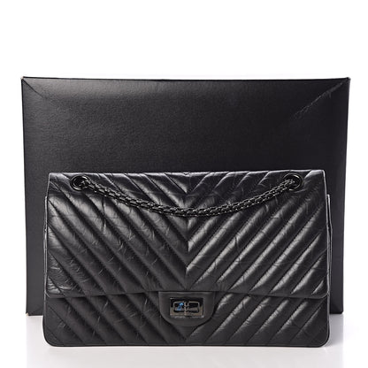 Chanel Aged Calfskin Chevron Quilted 2.55 Reissue 226 So Black 10 of 10