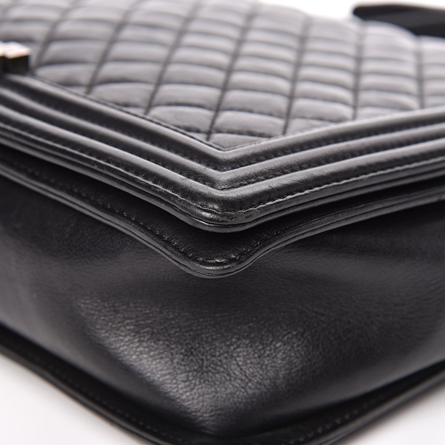 Calfskin Quilted Large Boy Flap Black
