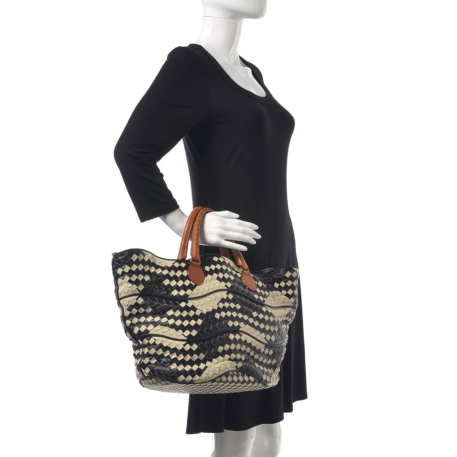 Bottega Veneta Nappa Intrecciato Shopper Tote Black White 2 of 16