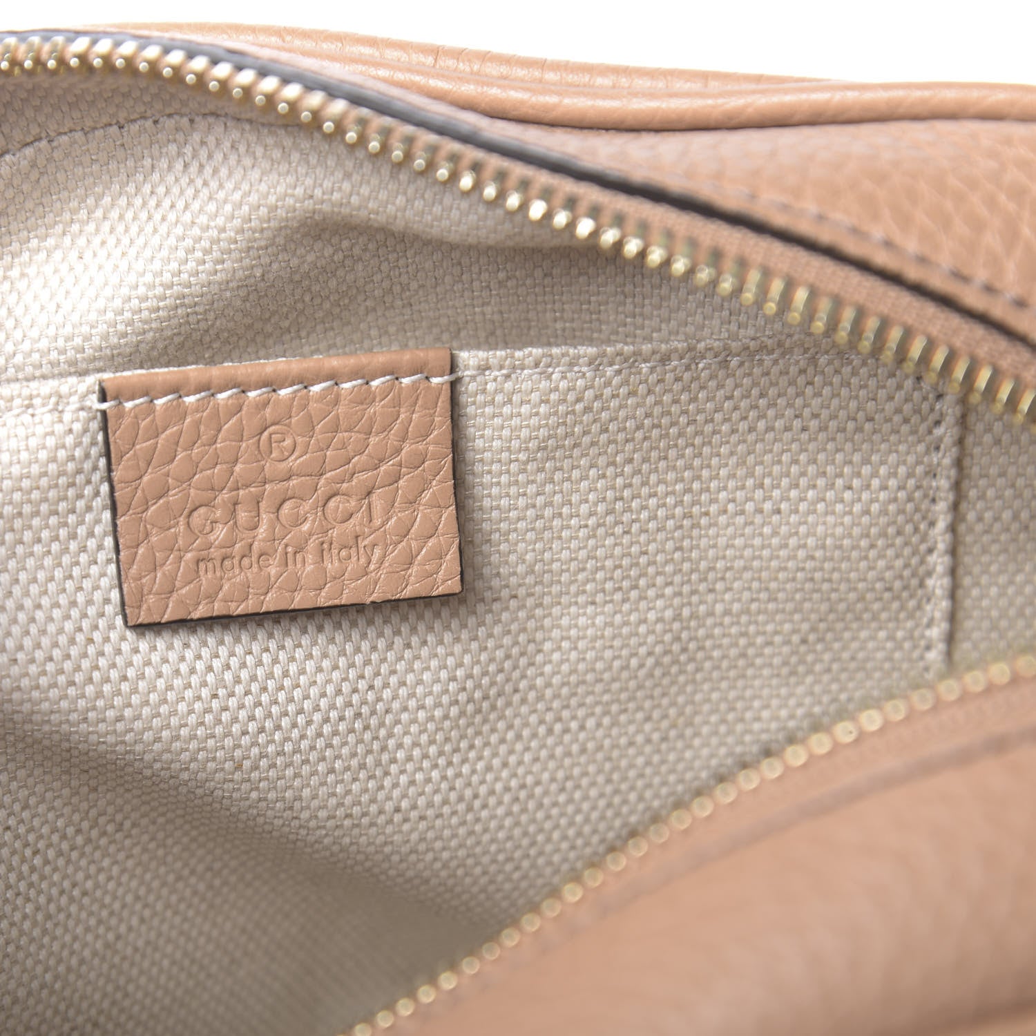 Gucci Pebbled Calfskin Small Soho Disco Bag Camelia 6 of 10