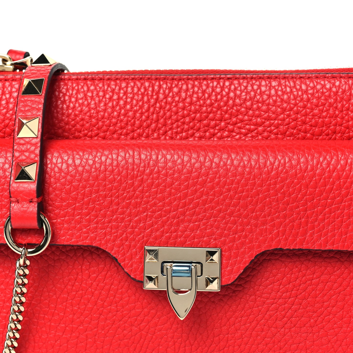 Grainy Calfskin Rockstud Flip Lock Chain Pouch Rouge Pur