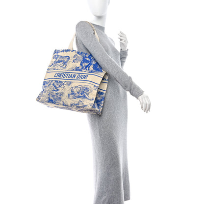 Christian Dior Straw Dioriviera Tote Blue 2 of 9