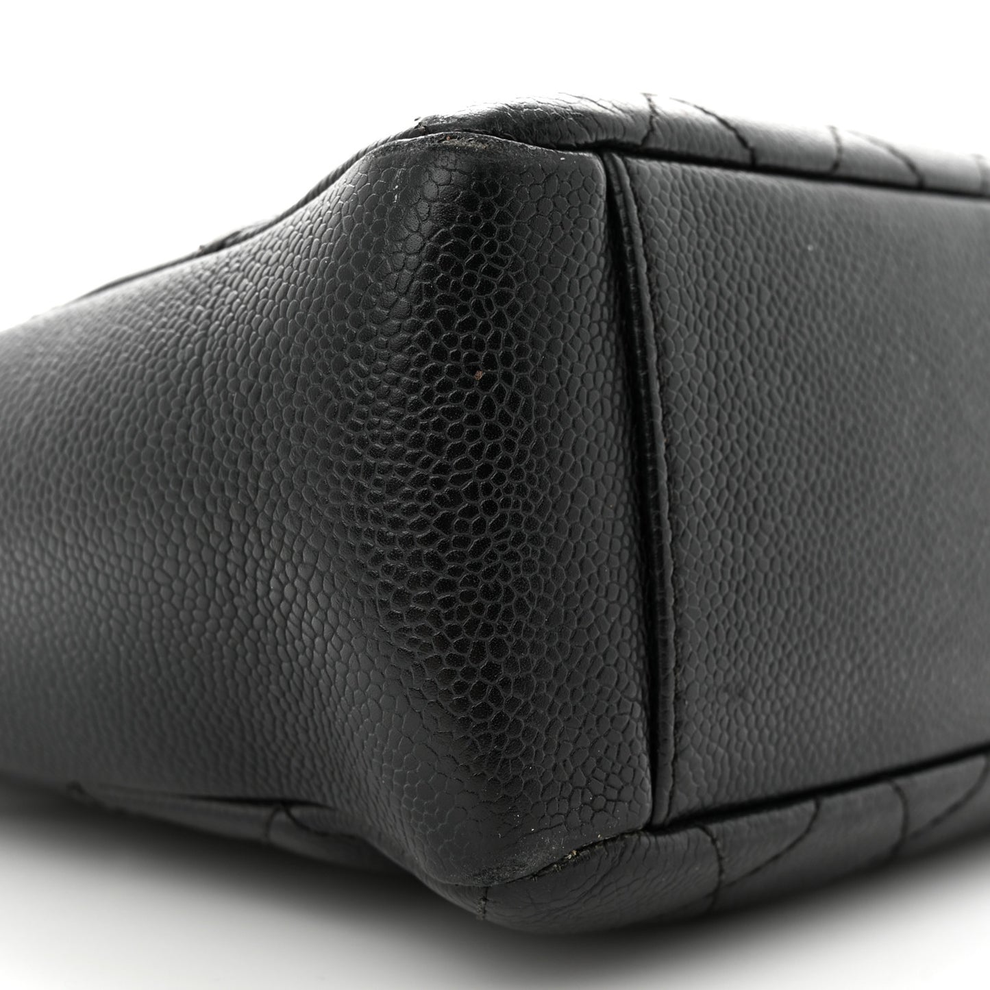 Caviar Quilted Petit Shopping Tote PST Black