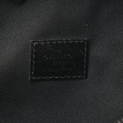 Louis Vuitton Monogram Eclipse Discovery Bumbag 6 of 9