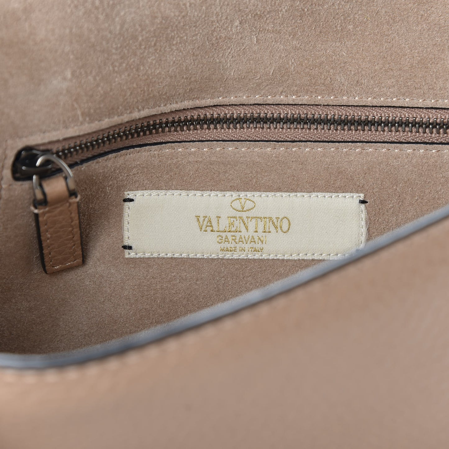 Pebbled Calfskin Small Glam Lock Rockstud Flap Soft Noisette