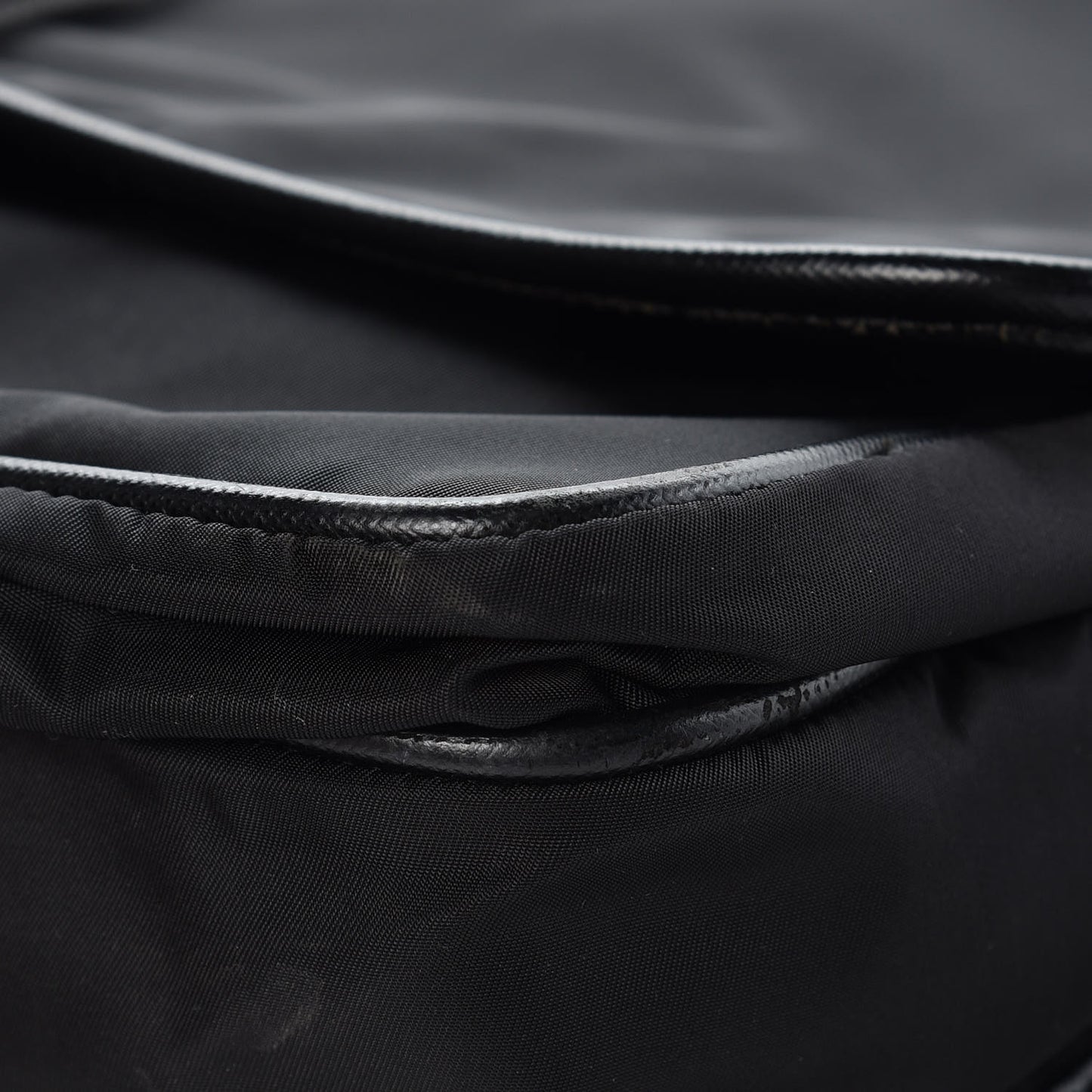 Tessuto Nylon Saffiano Messenger Satchel Black